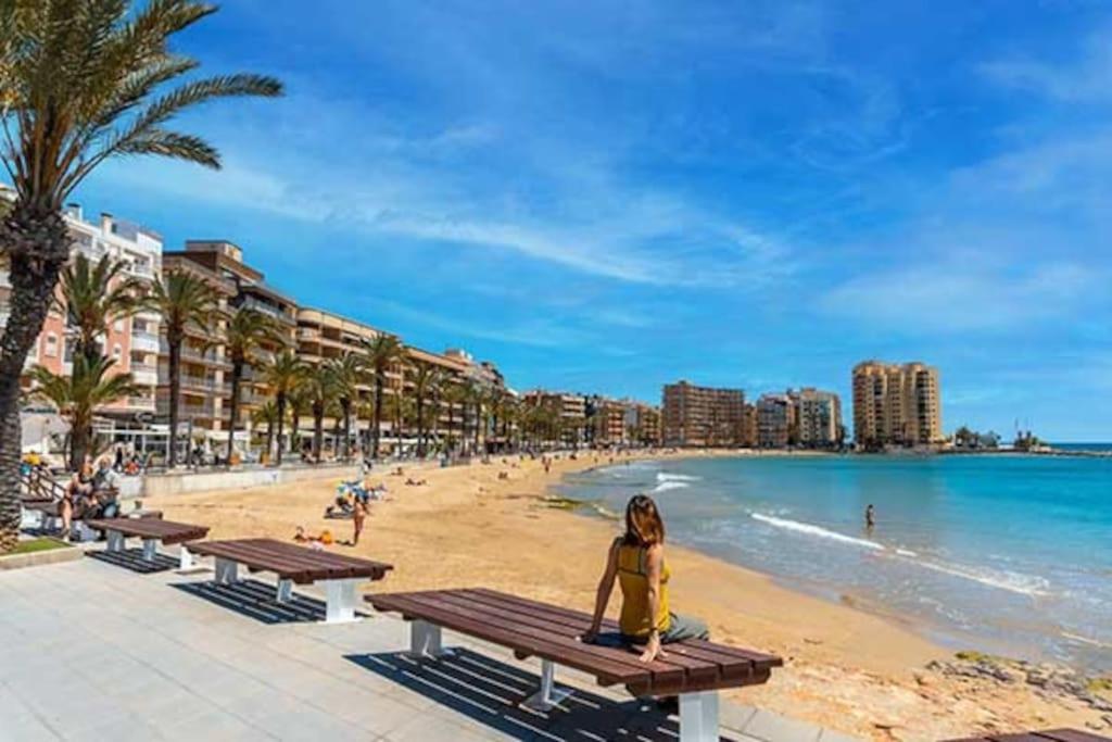 Casa Nola Lejlighed Torrevieja Eksteriør billede